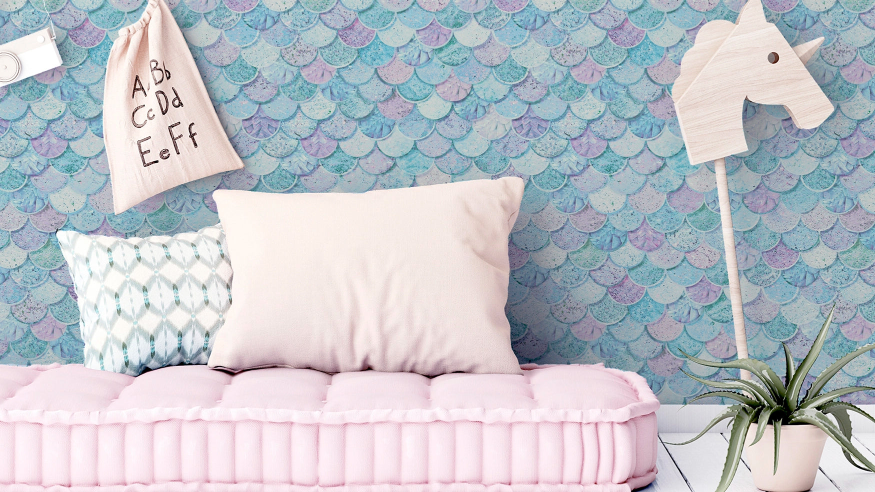 Nursery & Child’s Room Wallpaper