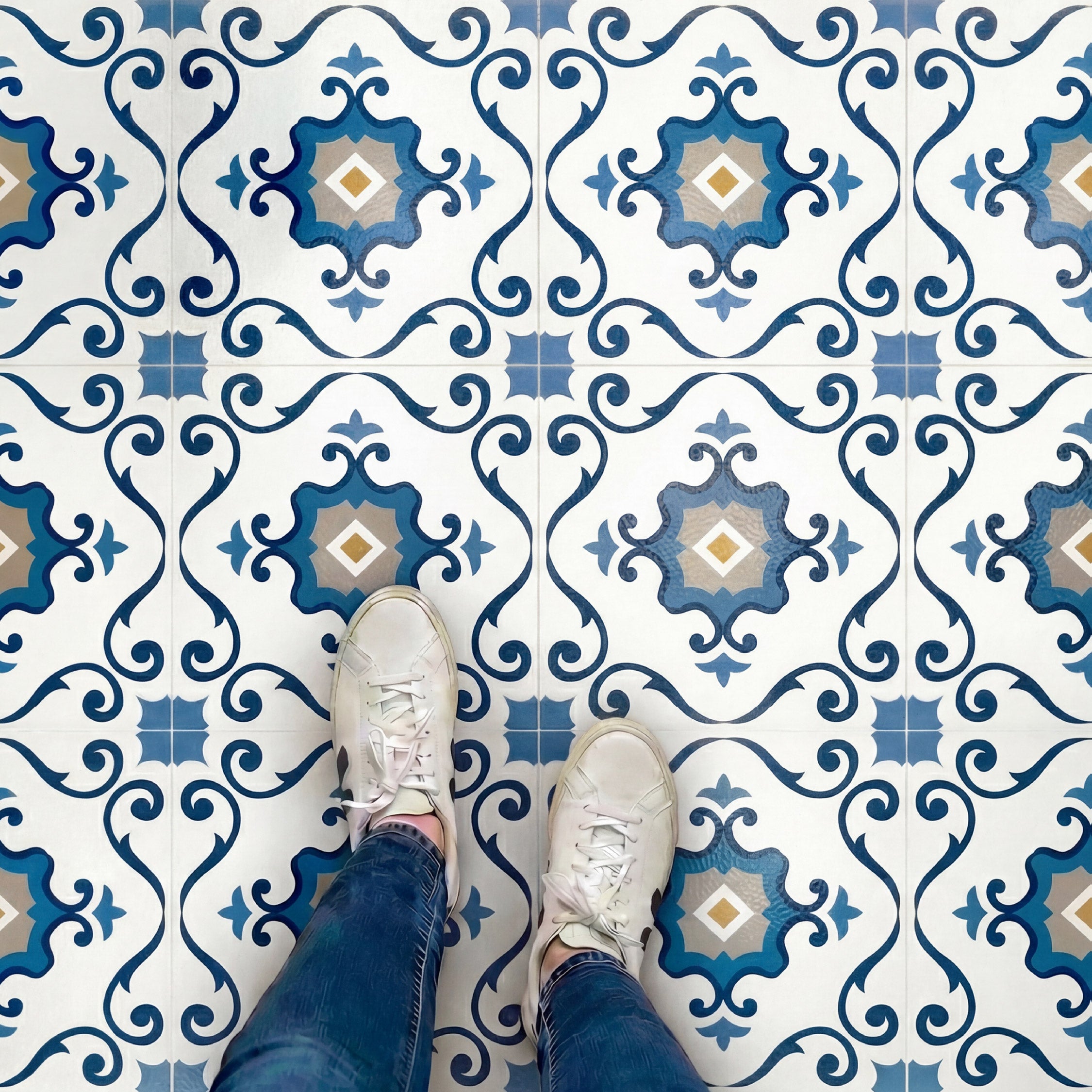Floor Tile Motif 30.5x30.5cm Blue (10 Tiles Per Pack)