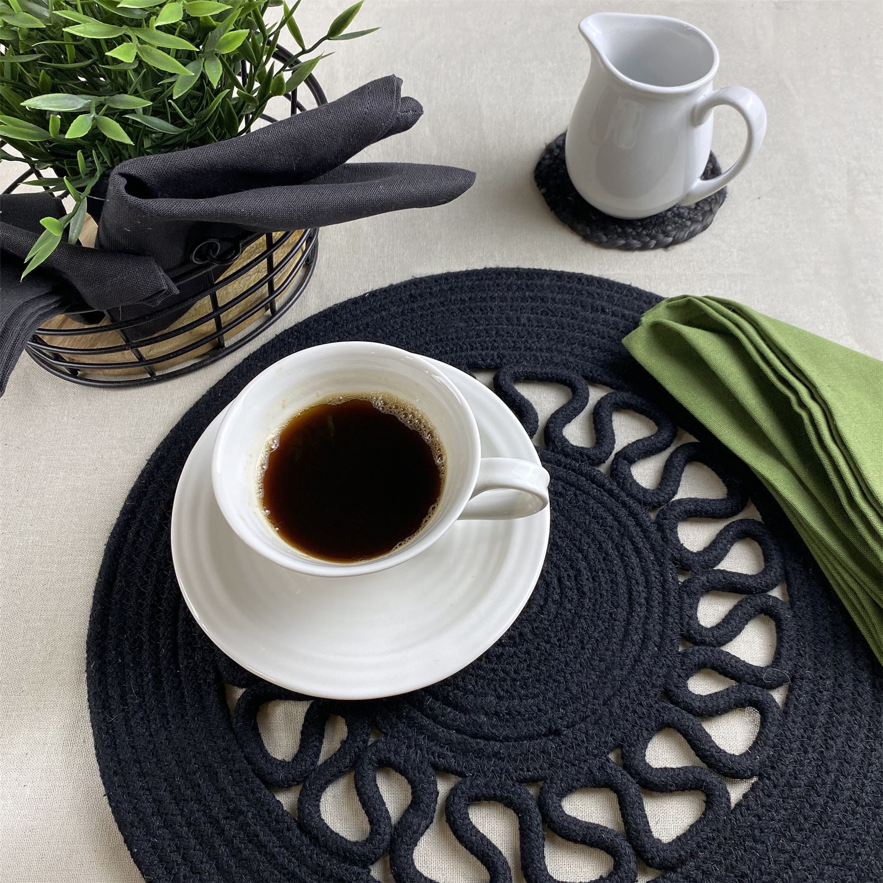 Nene Round Cotton Sprial 38cm Black Set of 2 Placemats