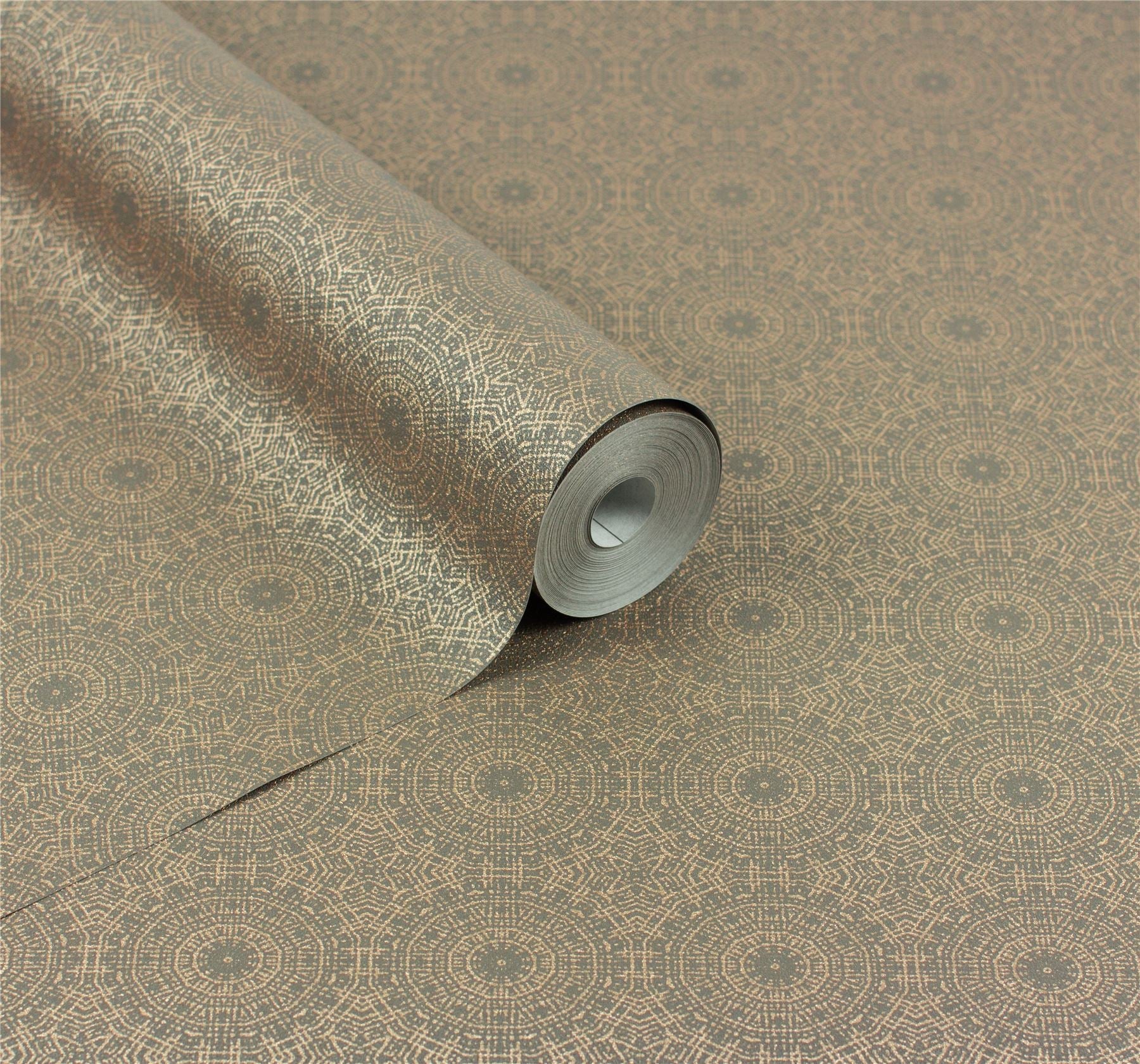 Symmetrical Chic Wallpaper