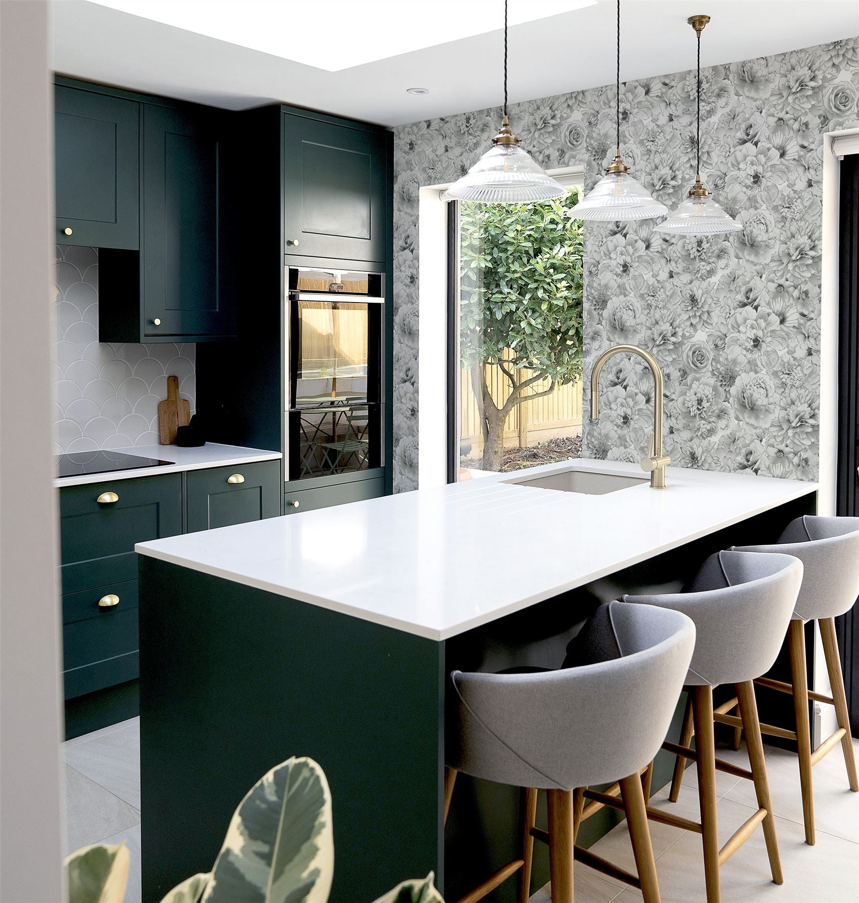 Glitter Bloom Silver Wallpaper sw12