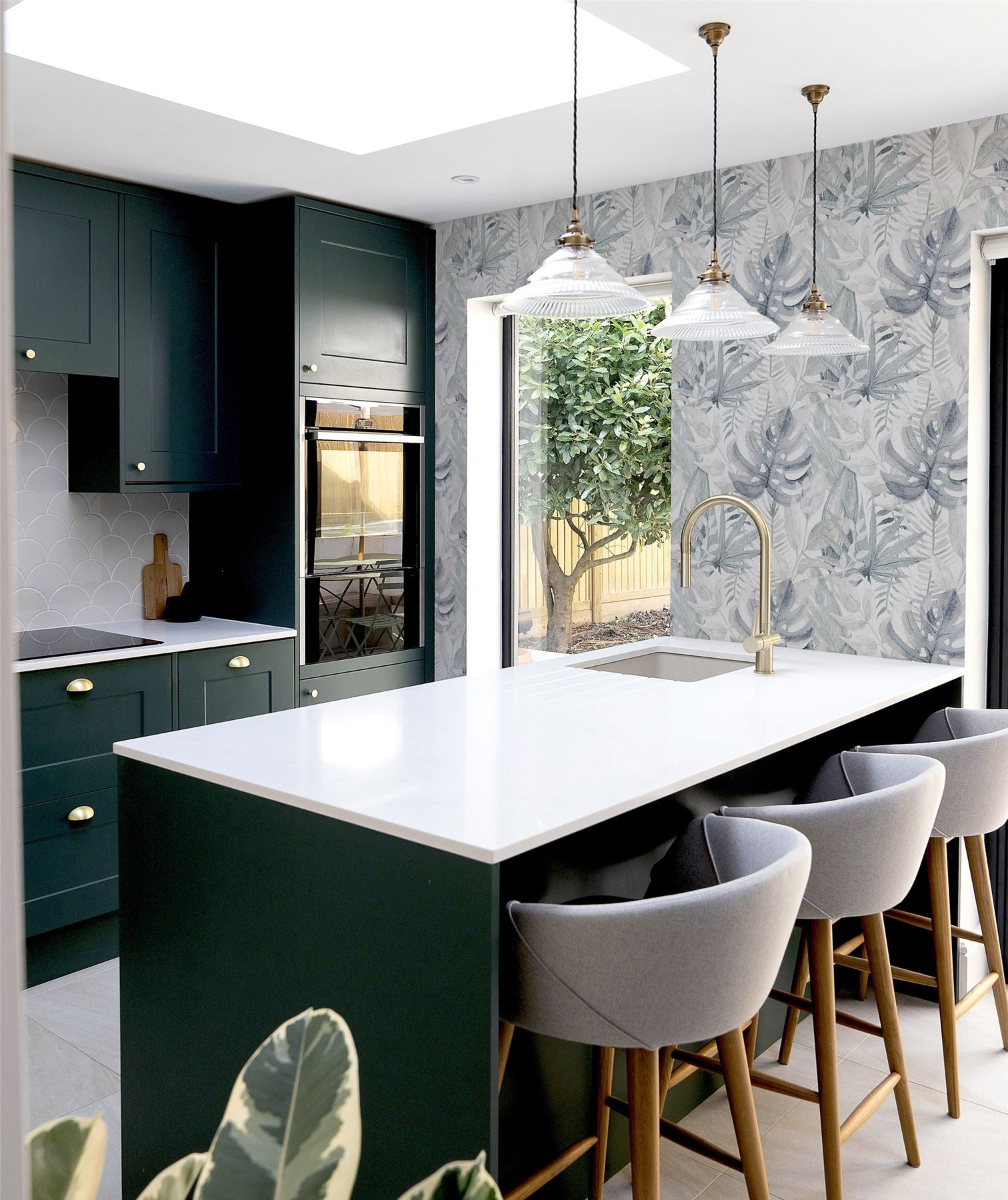 Chalky Tropical Soft Navy