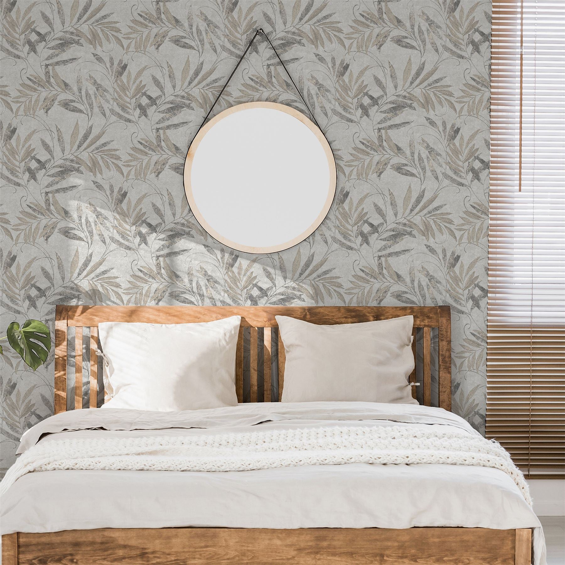 Luxury Leaf Soft Silver Wallpaper