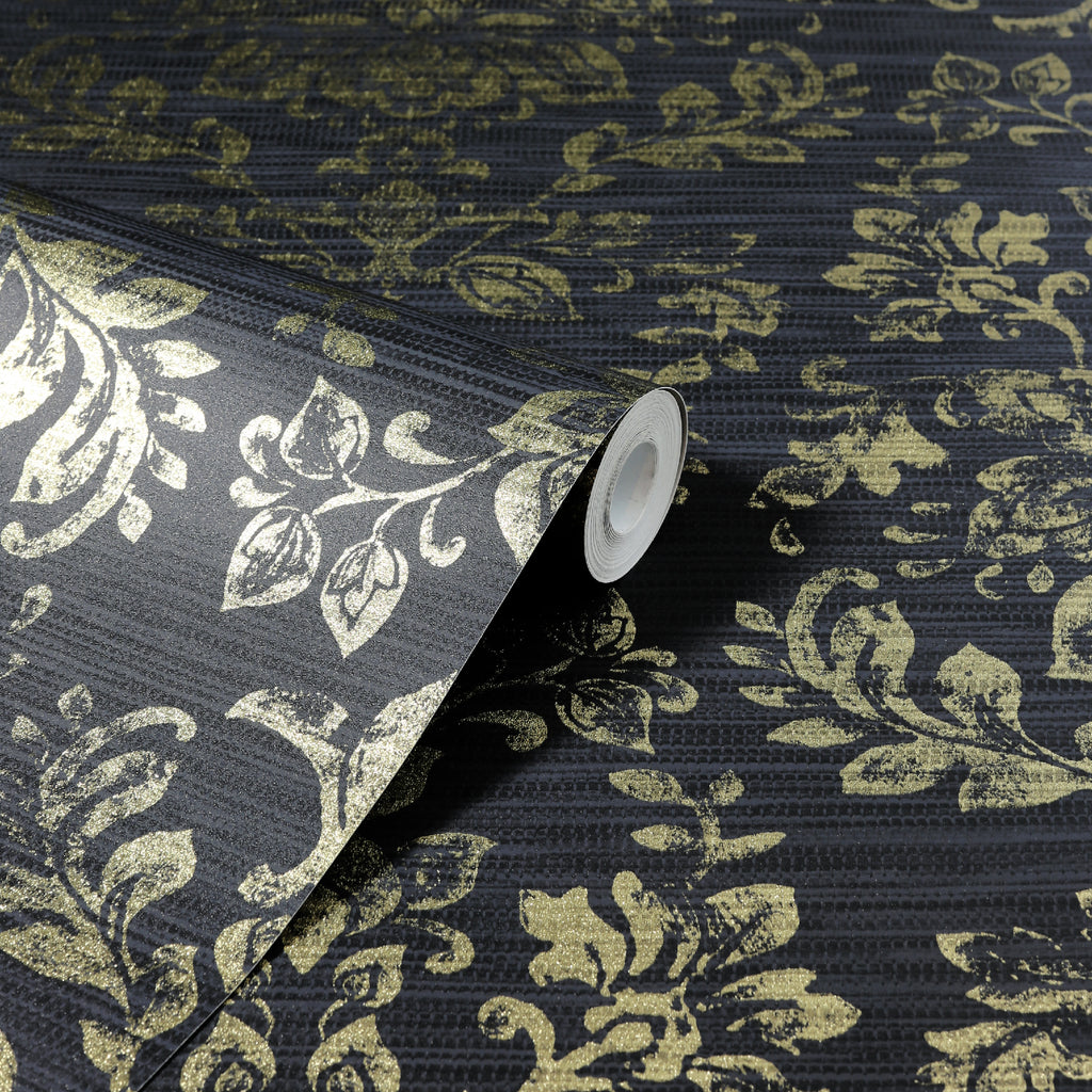 Black and Gold wallpaper - A versatile look for your home