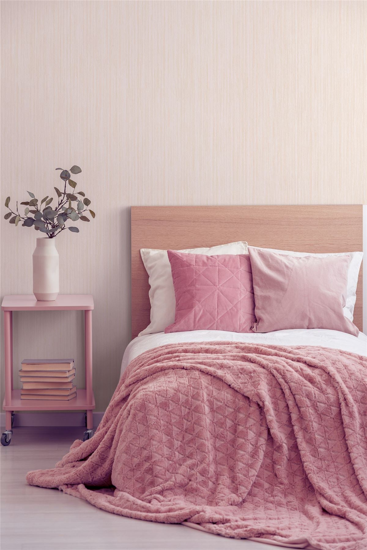Diamond Plain Blush Wallpaper sw12