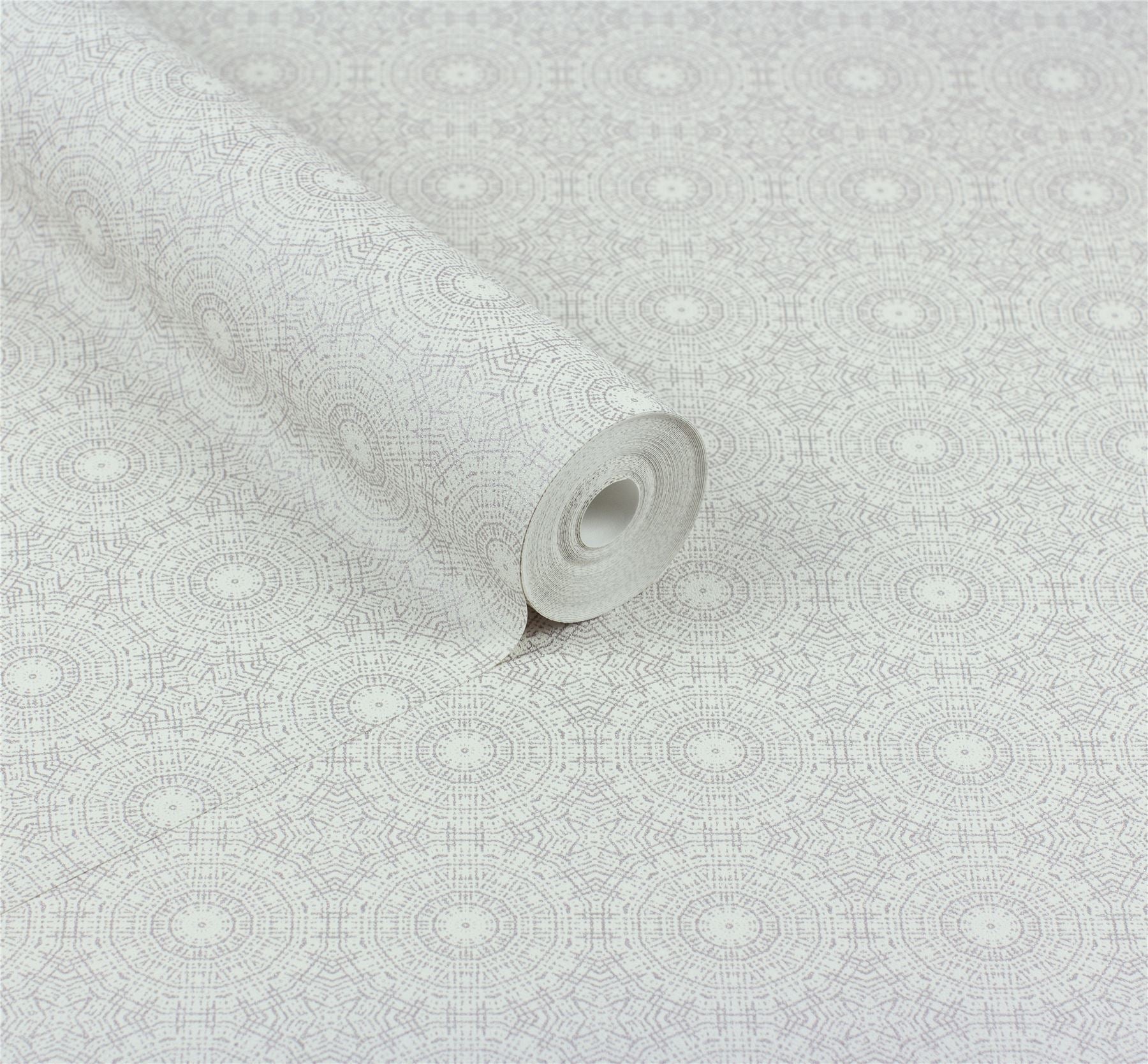 Symmetrical Chic Wallpaper