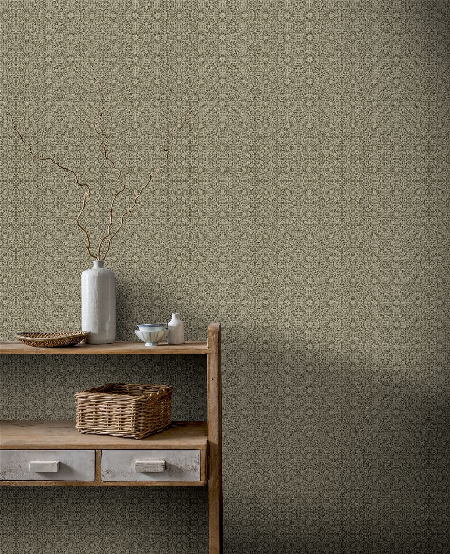 Symmetrical Chic Wallpaper