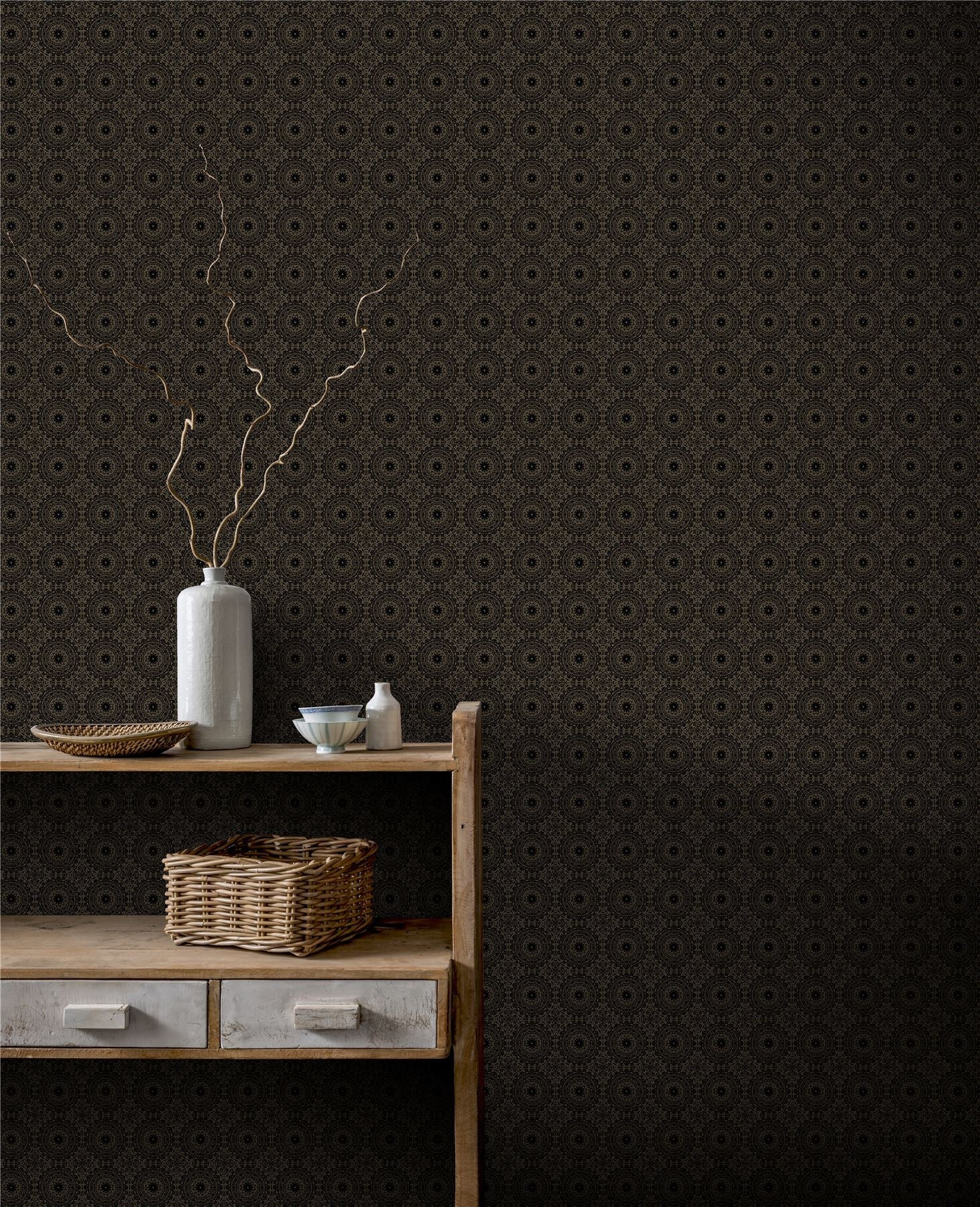 Symmetrical Chic Wallpaper