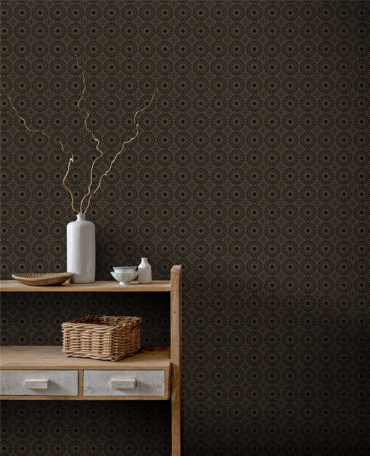 Symmetrical Chic Wallpaper