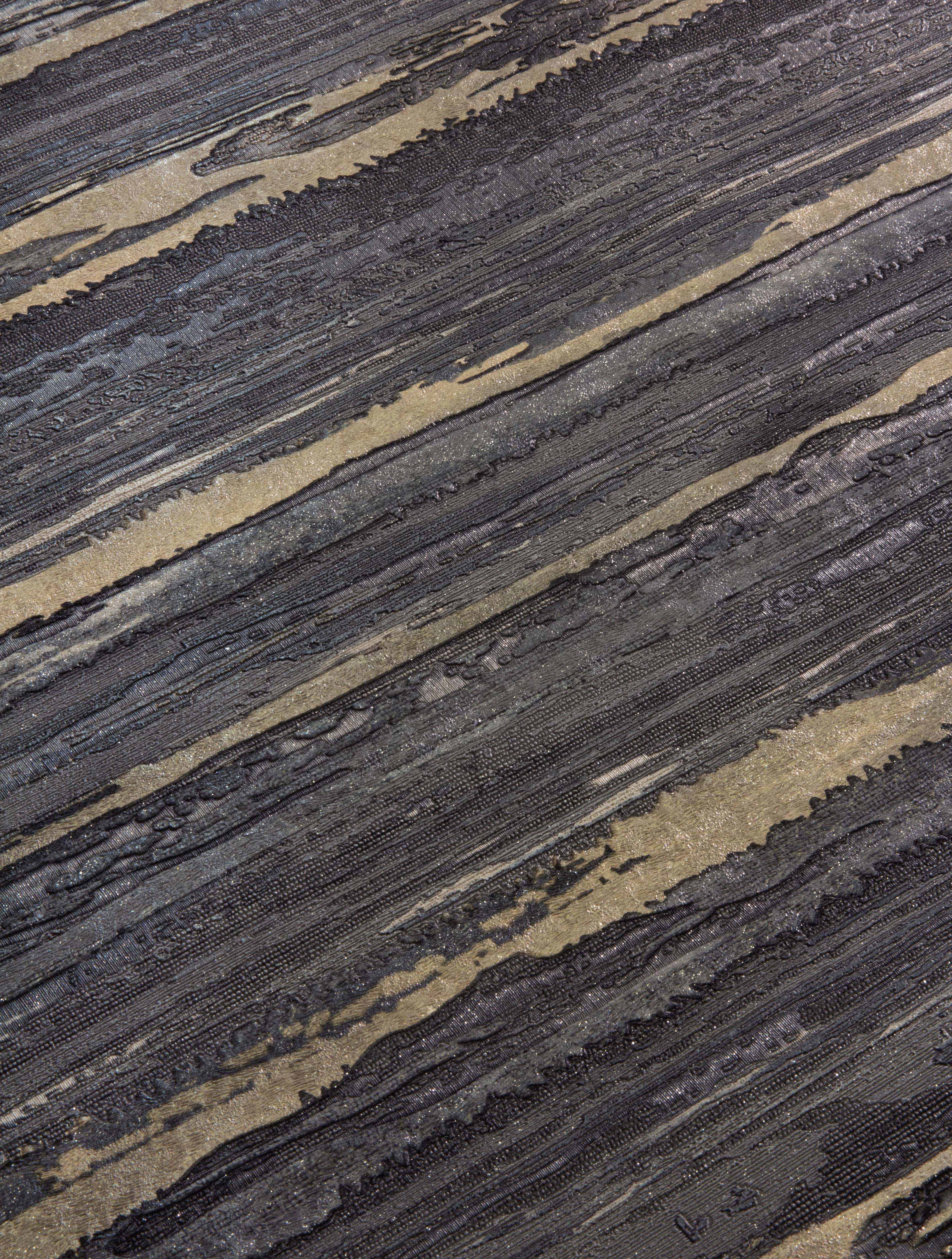 Sahara Black / Champagne Wallpaper