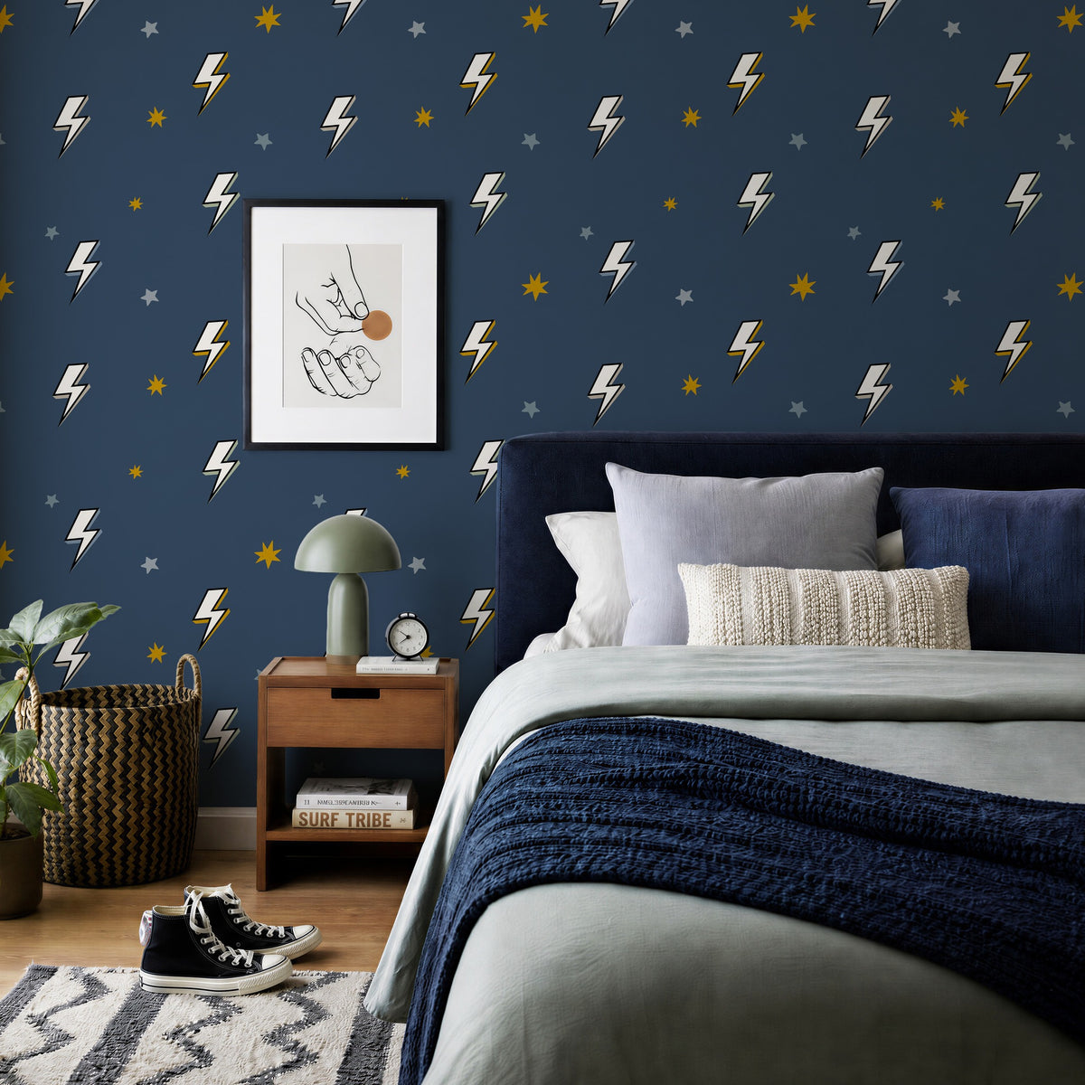 Bolt Navy Blue Wallpaper