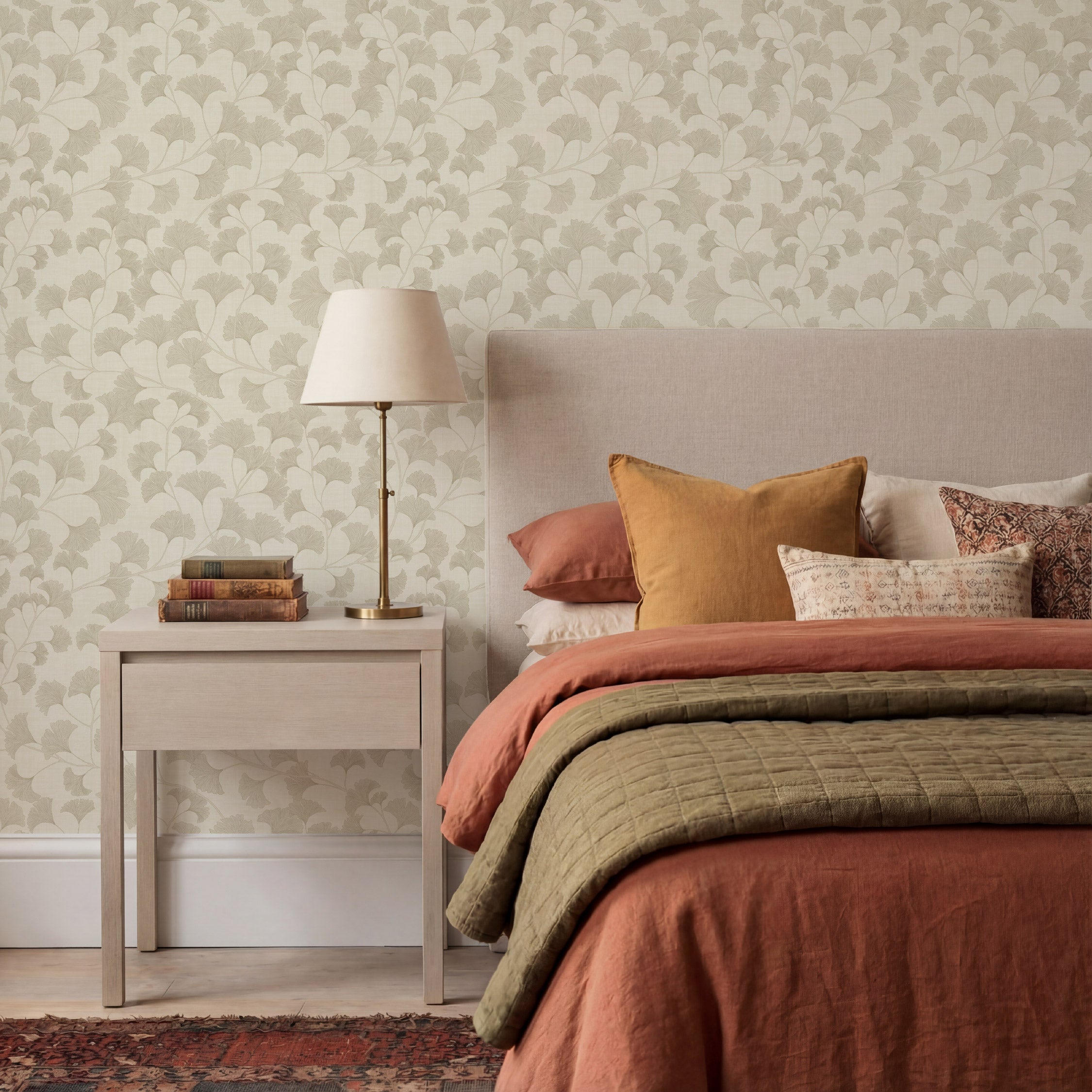 Elegant Ginkgo Leaf Gold Neutral Wallpaper
