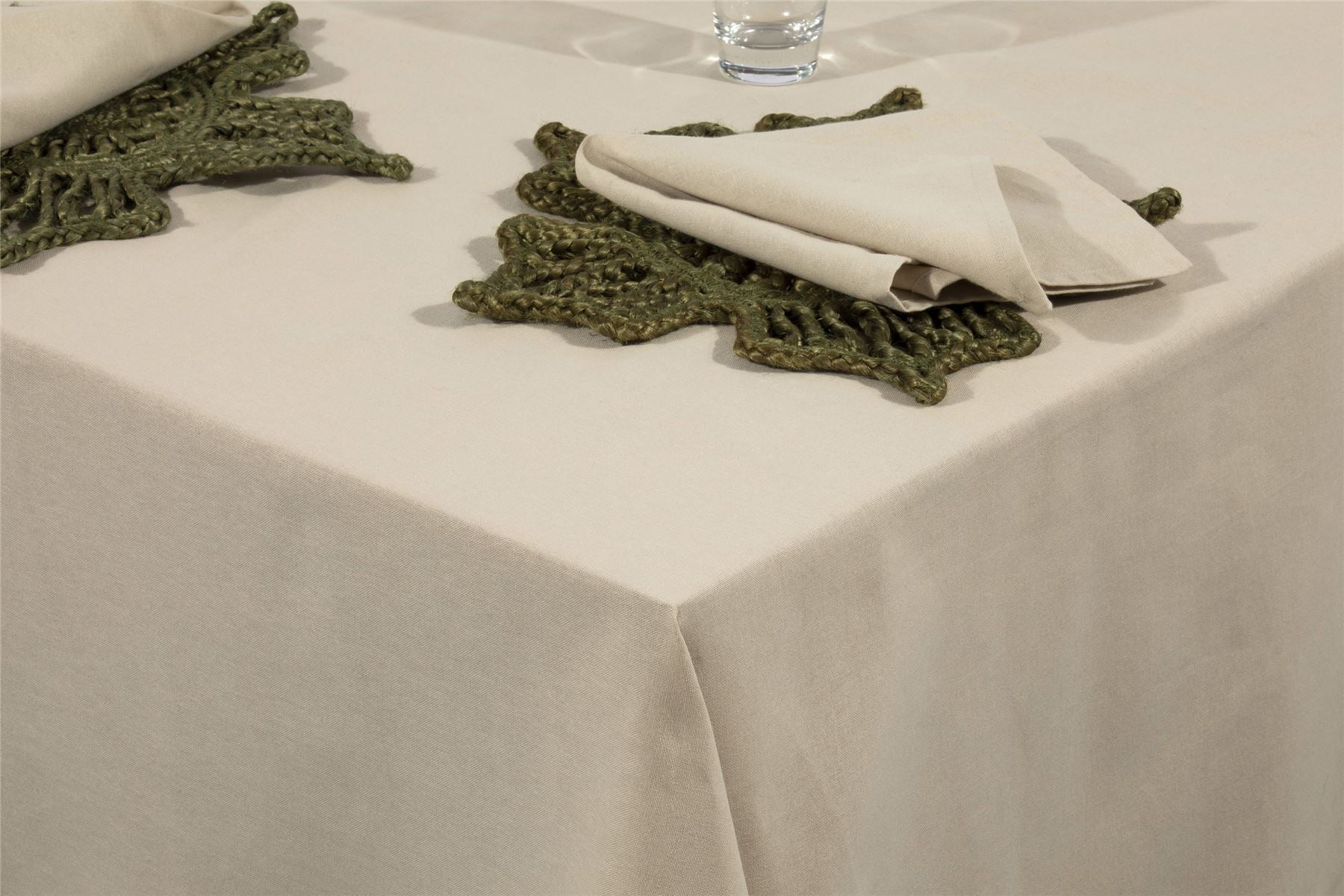 Severn Jute Star 36x36cm Olive Set of 2 Placemats