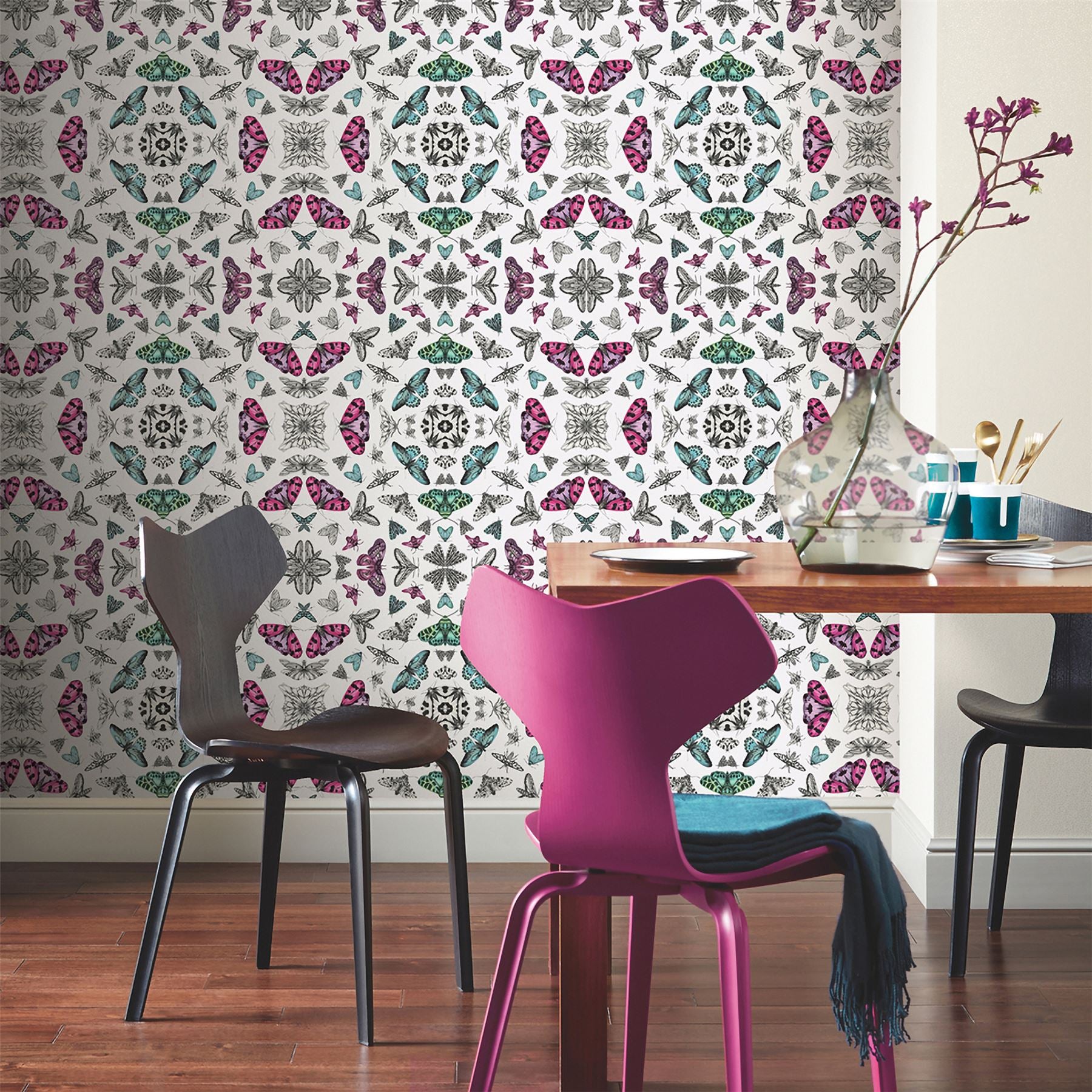 Glitter Bug White Multi Wallpaper sw12