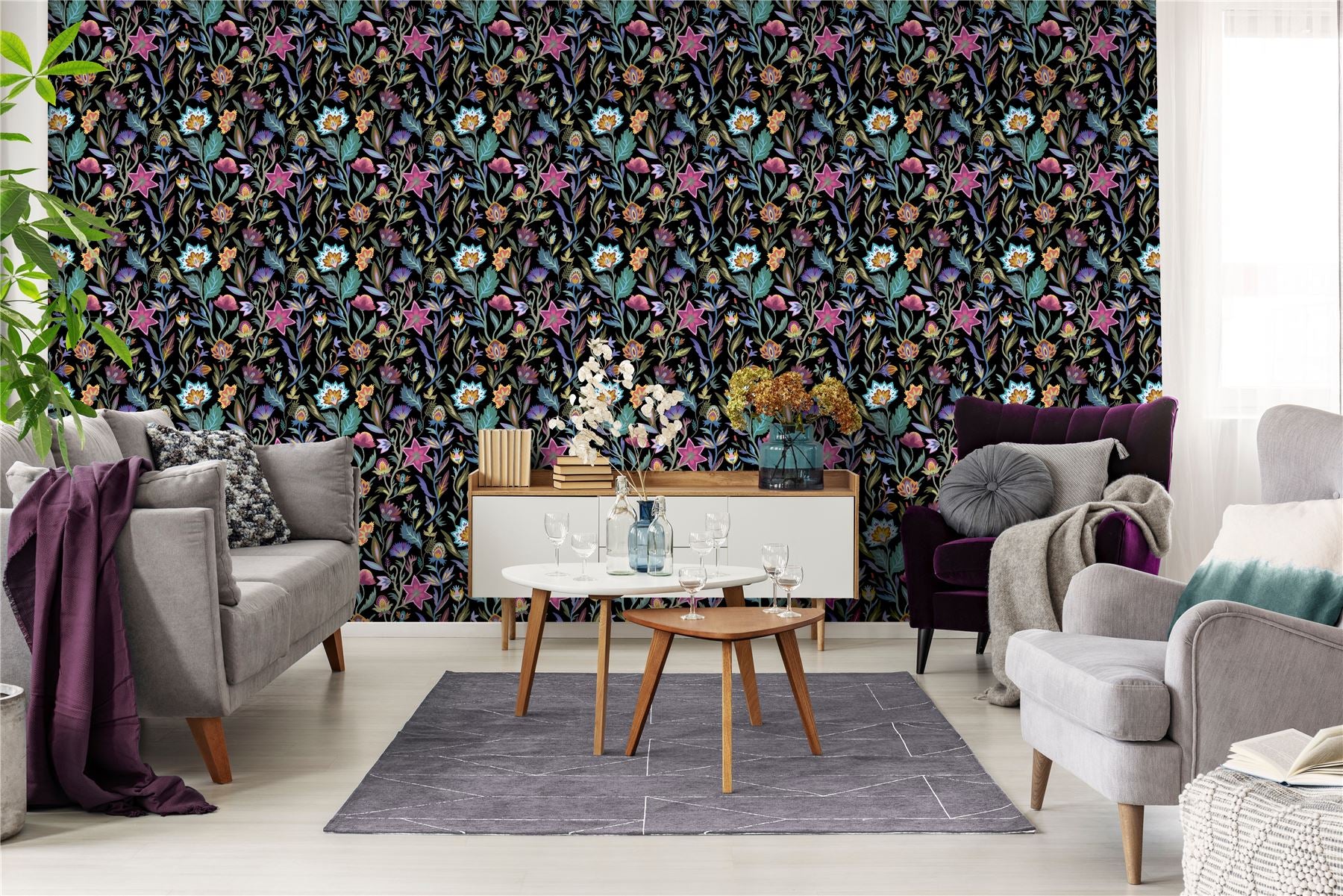Lush Paradise Black Wallpaper