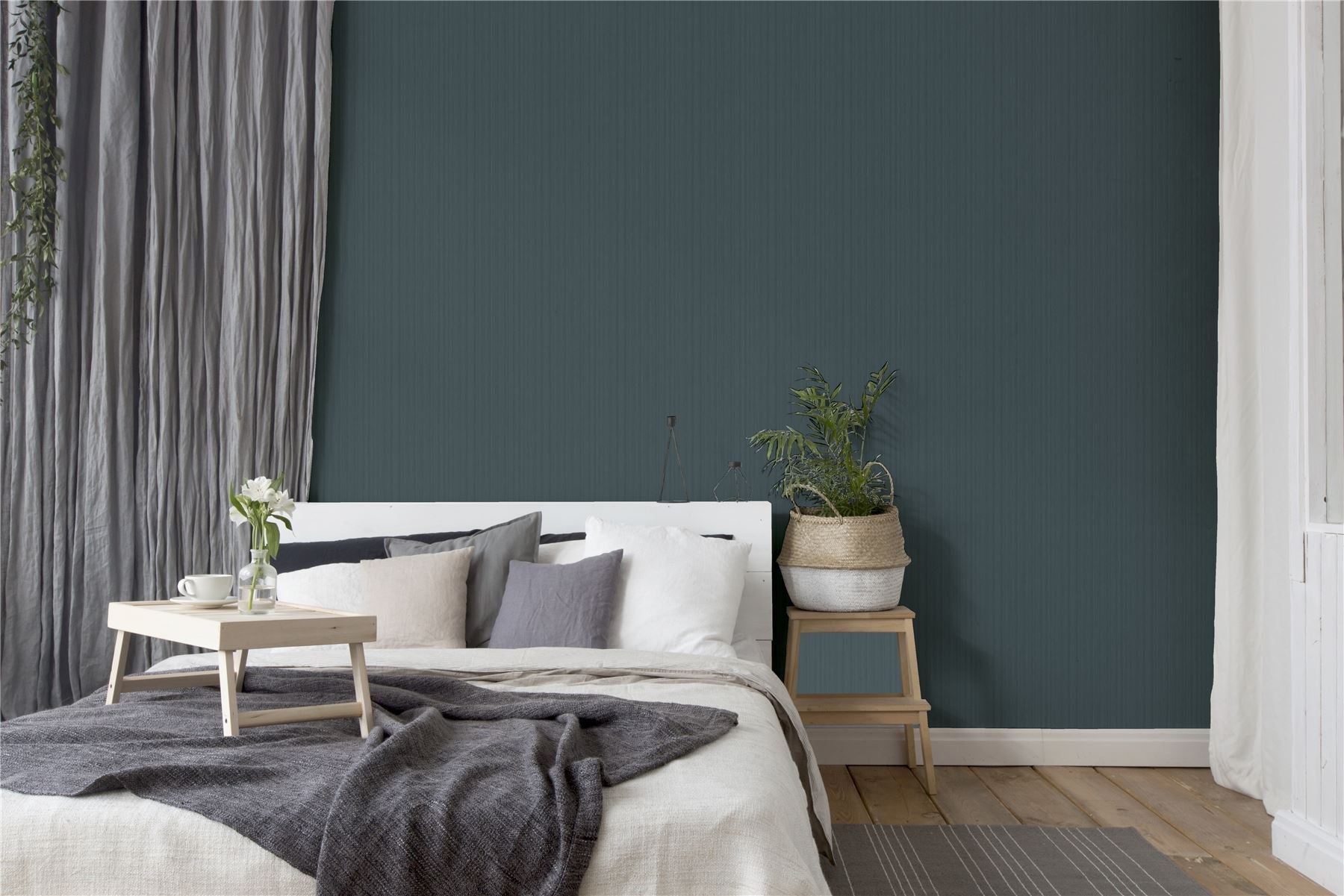 Silk Cascade Wallpaper sw6